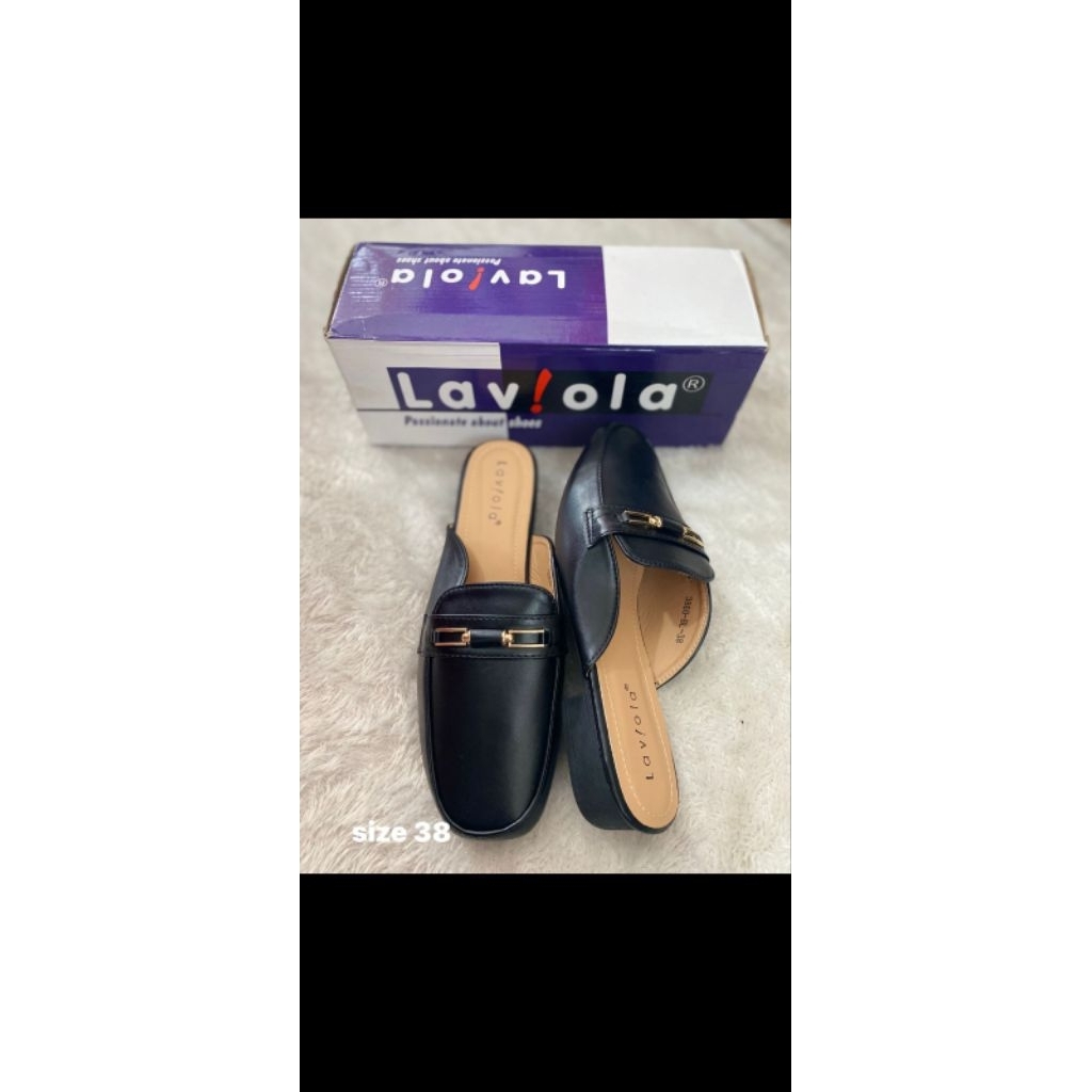 sandal sepatu flatshoes Laviola wanita