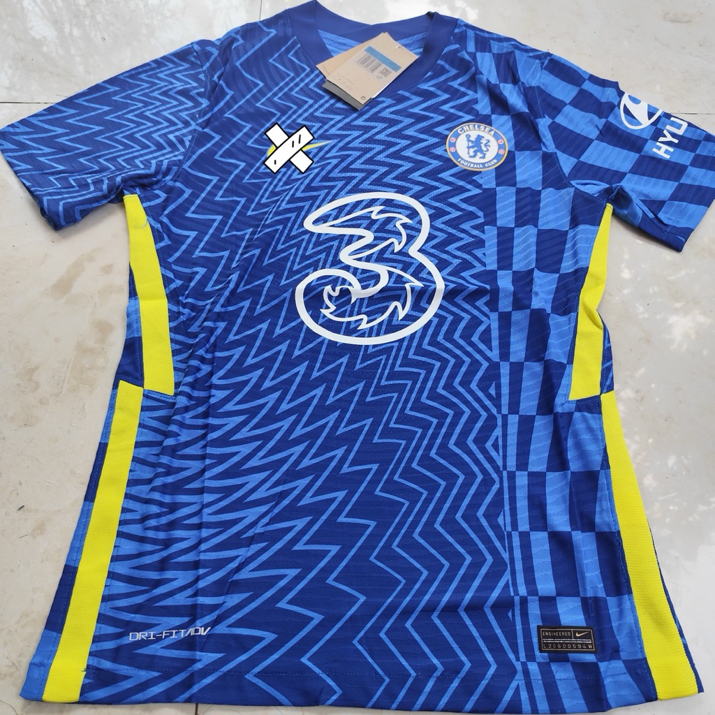 Chelsea home 21/22 player issue