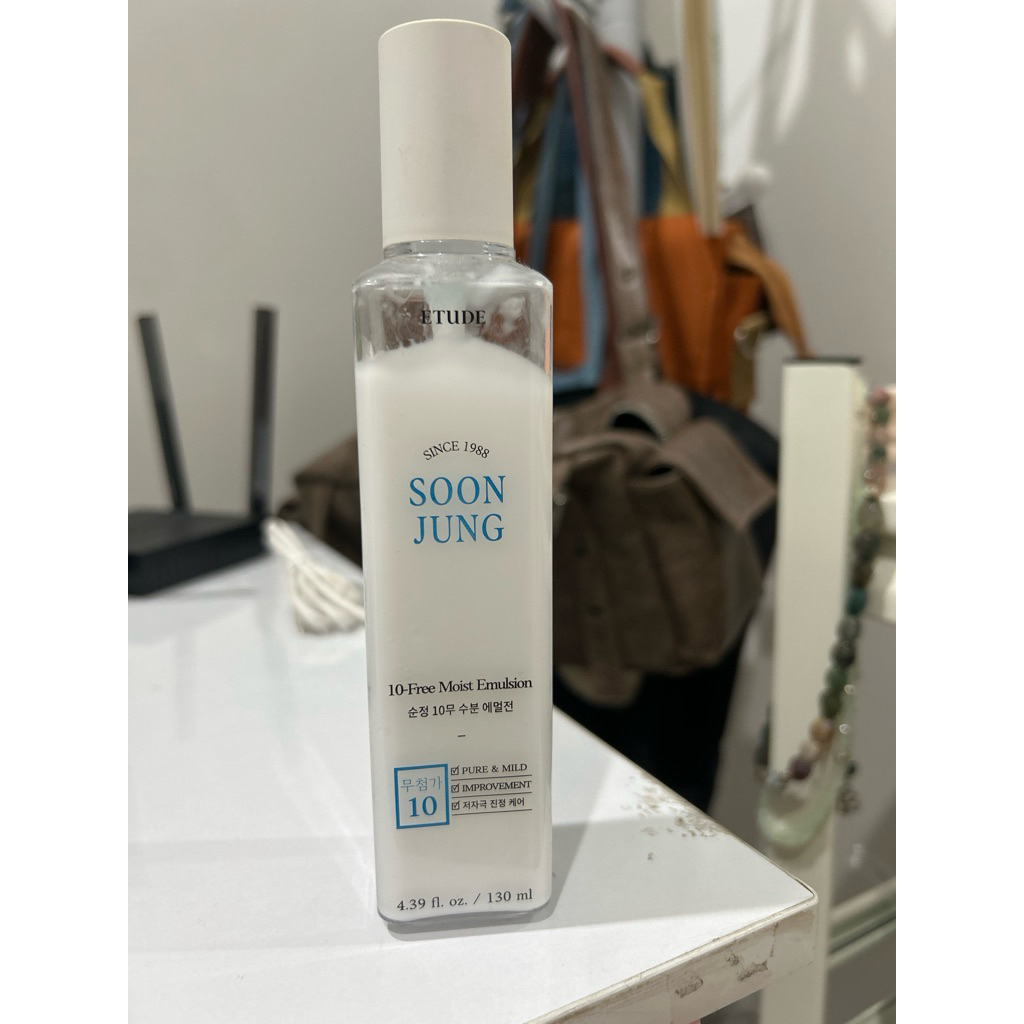 ETUDE SoonJung Moisturizer emulsion