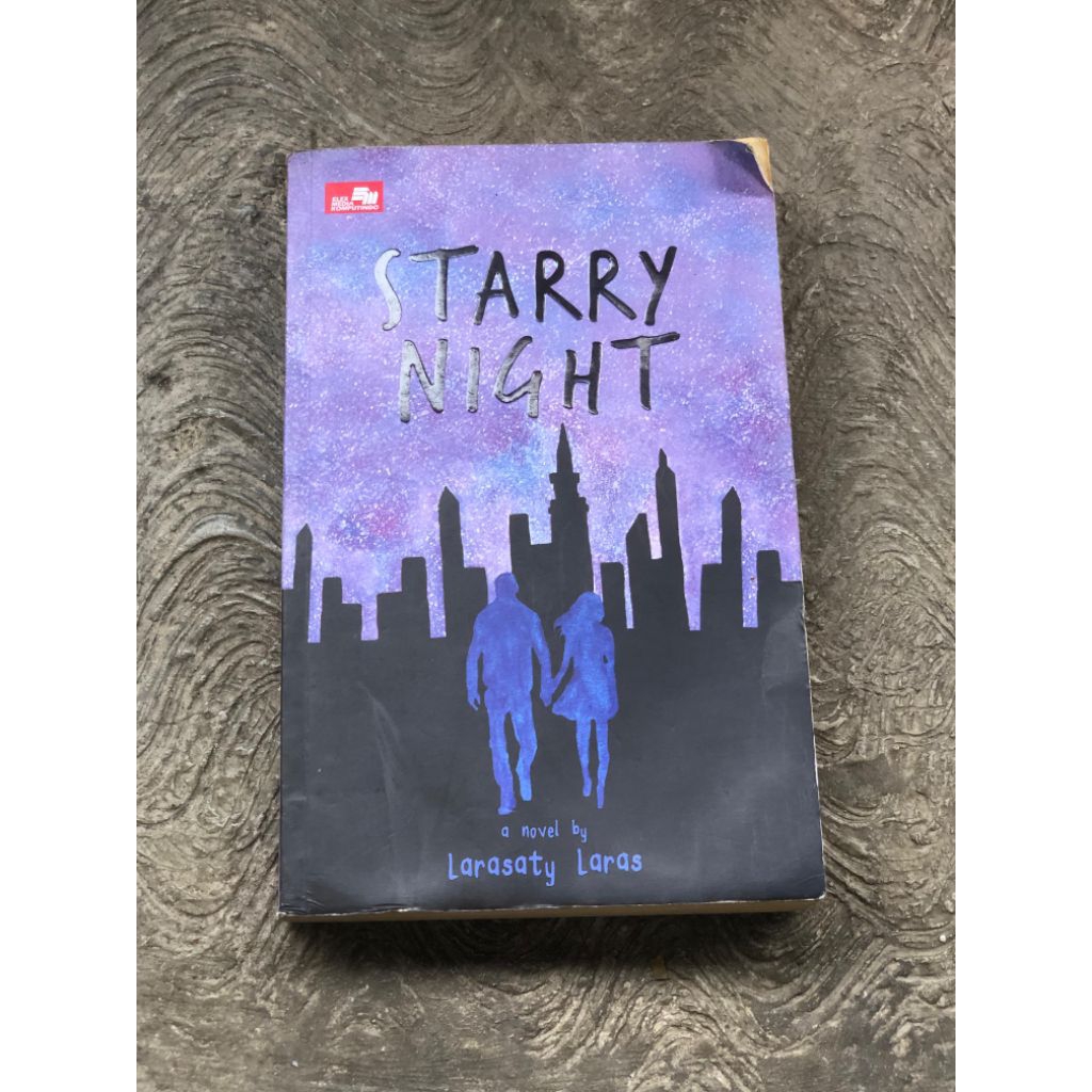 PRELOVED BUKU Buku Starry Night - Larasaty Laras | Novel Lokal Preloved