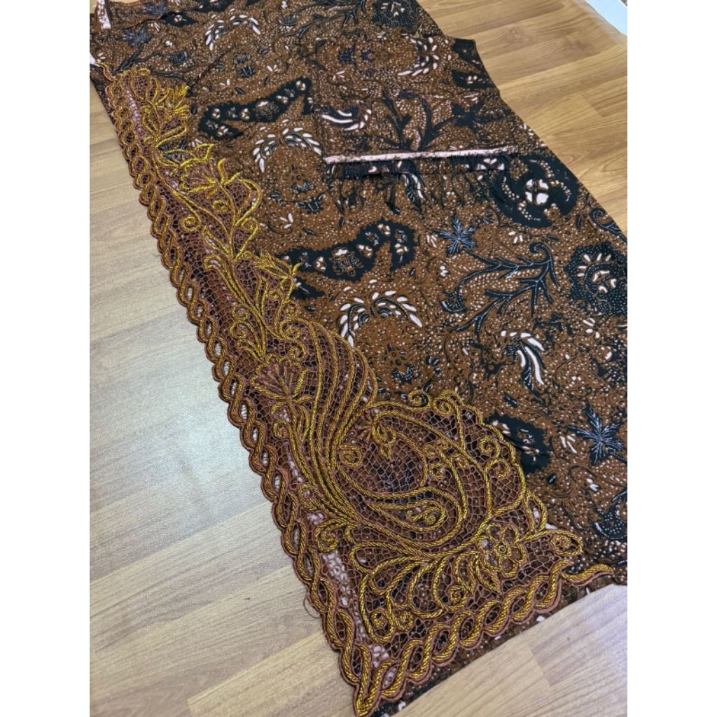 Kamen Sutra Paris Kerawang Payet set Slendang