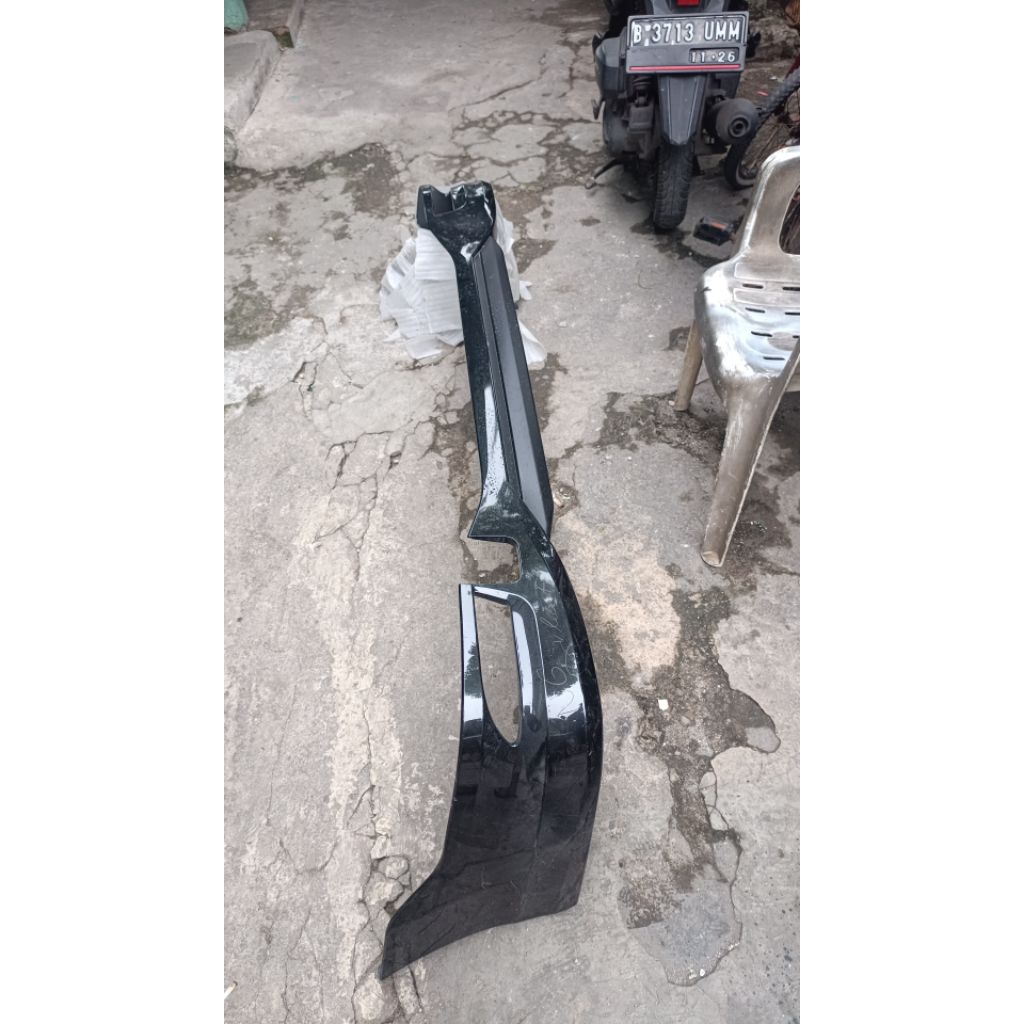 bodykit avanza 2013 belakang