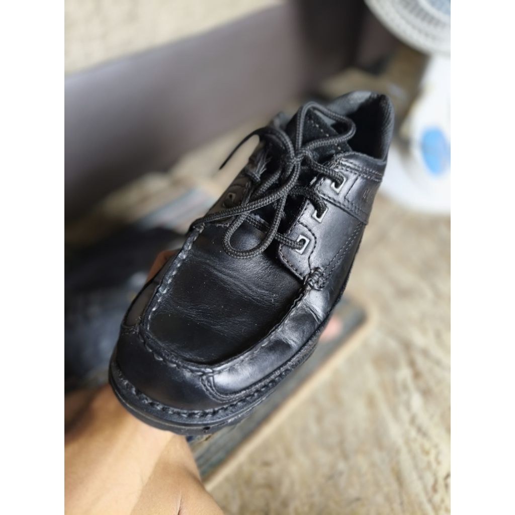 SEPATU CATERPILLAR SECOND SIZE 40