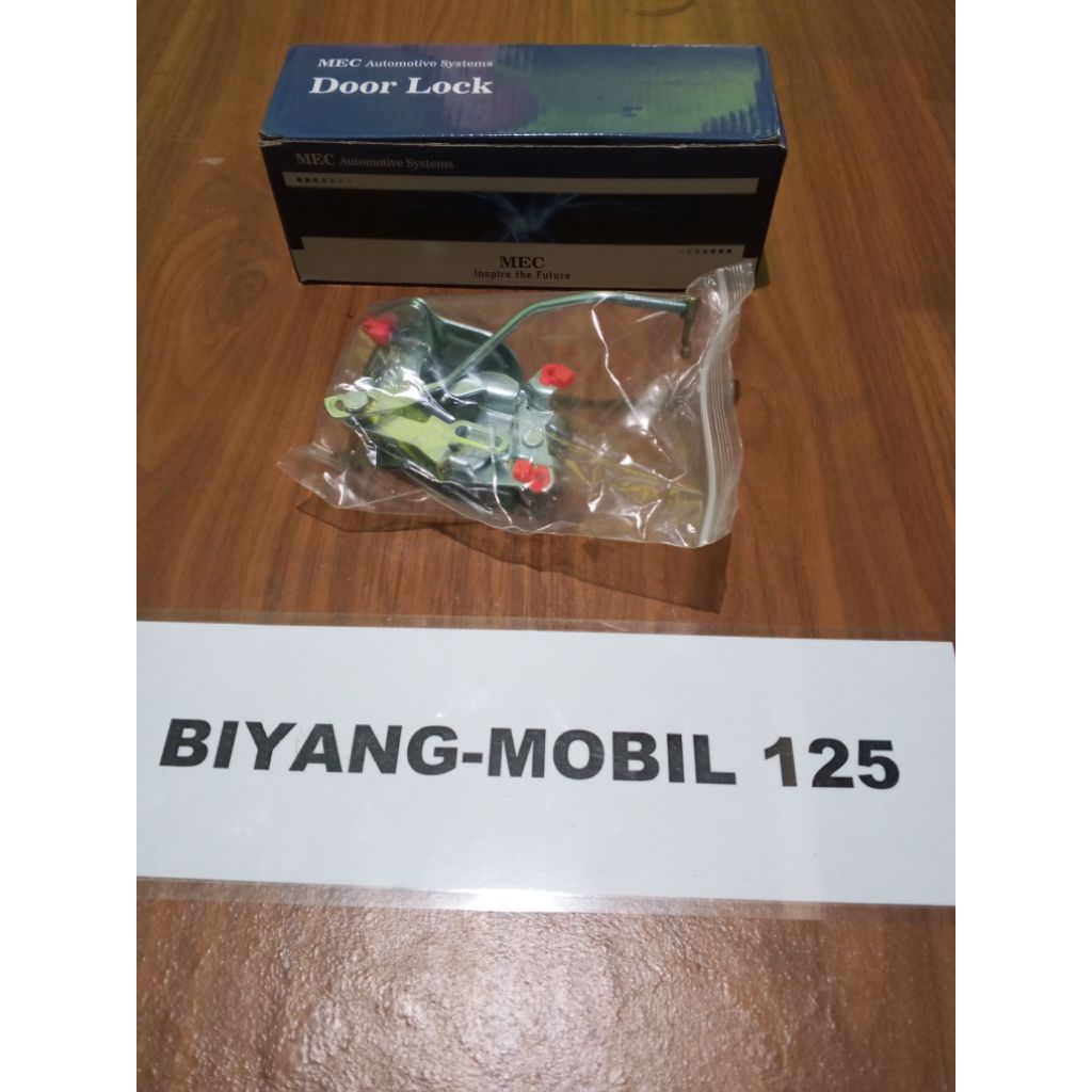 DoorLock Dor Lock Kunci Pintu Mobil Depan Kanan Rh Suzuki Futura T120ss