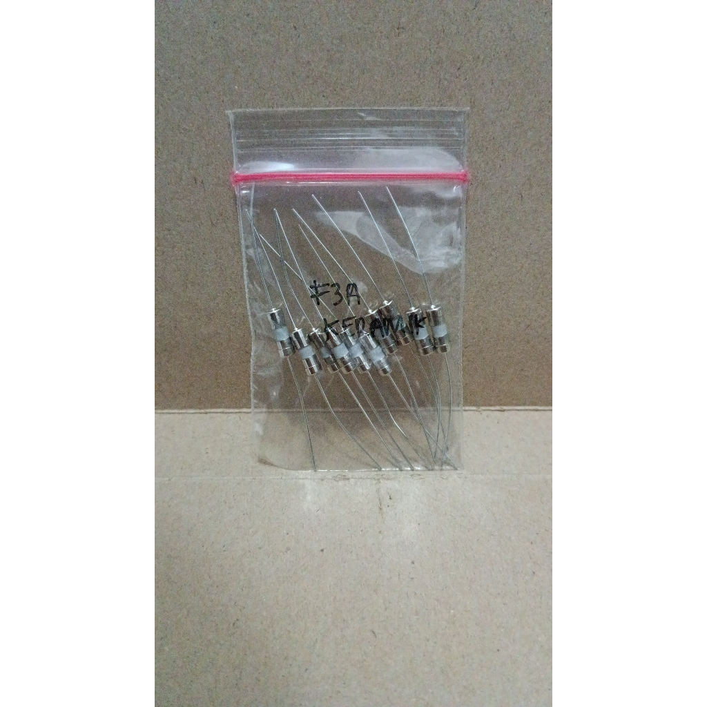 7202 fuse sekering sikring fius kaki pcb keramik 3a 3ampere 3 ampere