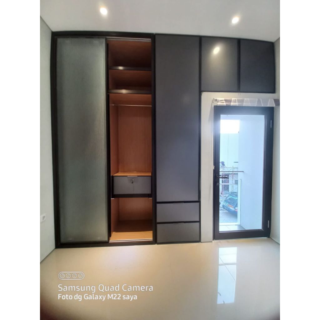 lemari pakaian aluminium custom