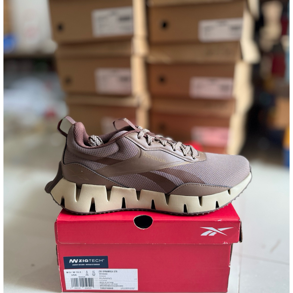 REEBOK ZIG DYNAMICA STR SIZE 42/43