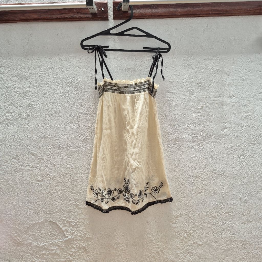 Atasan / Mini Dress Tali Pita Adjustable Bordir Etnik Hitam Putih