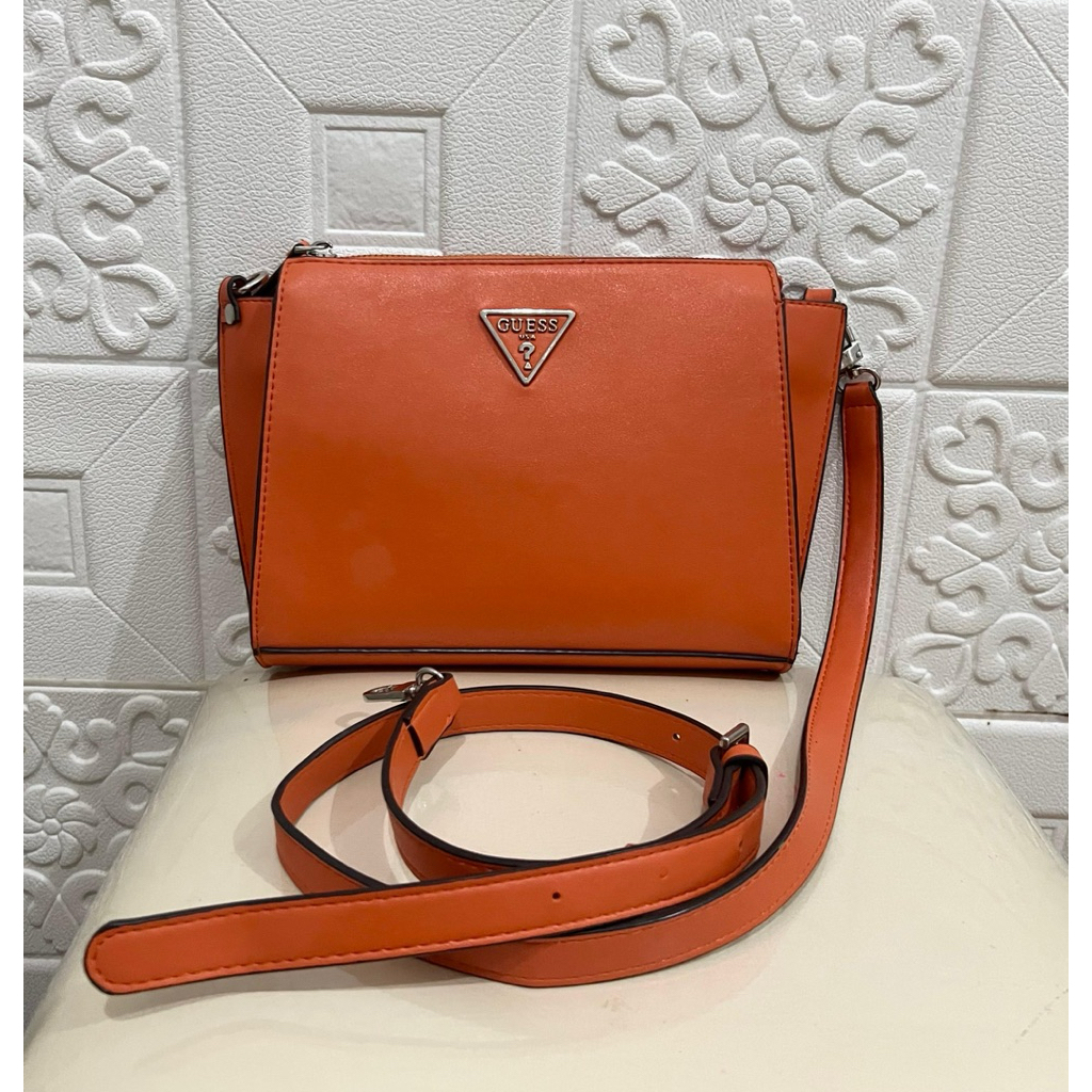 Preloved Sling Bag Tas Guess Kecil Orange