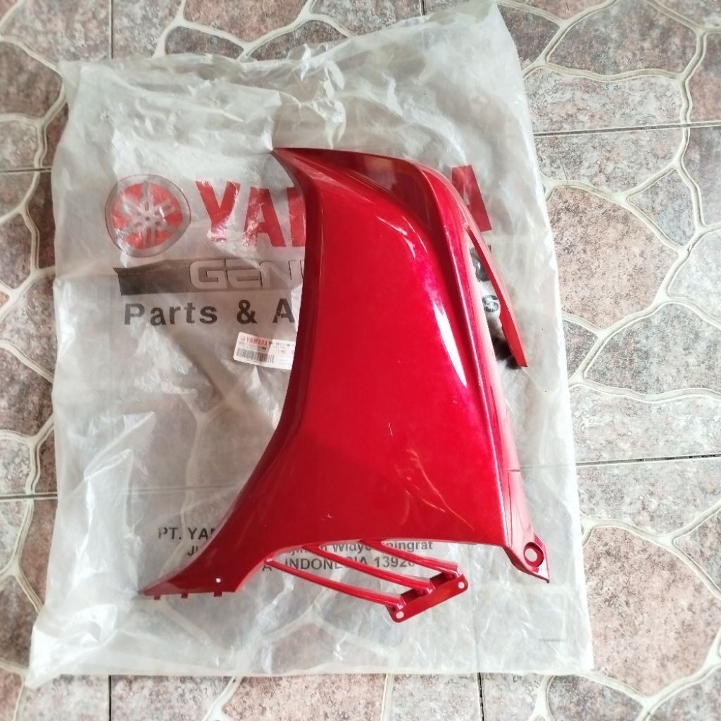 Legshield Sayap Luar Kanan Jupiter MX New Merah Marun Original YGP 50C-F8312-00-P2
