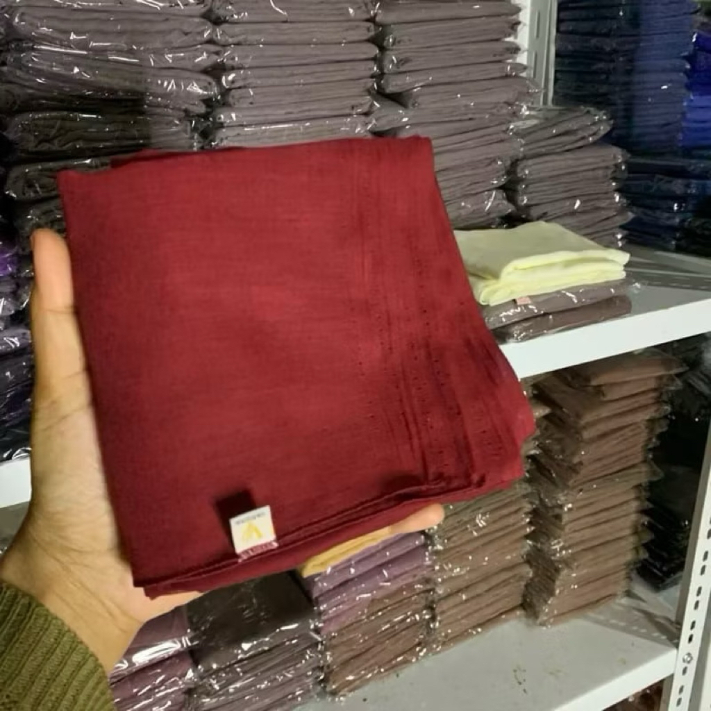 Hijab segi empat paris jadul merah bata segiempat merah bata paris jadul bata •Bata•