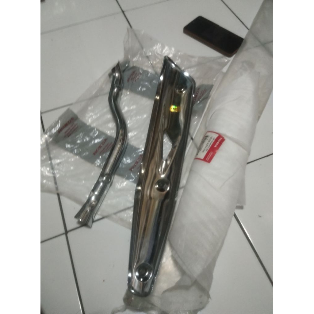 tameng pelindung kenalpot Honda kharisma Supra x125 lama asli original Honda