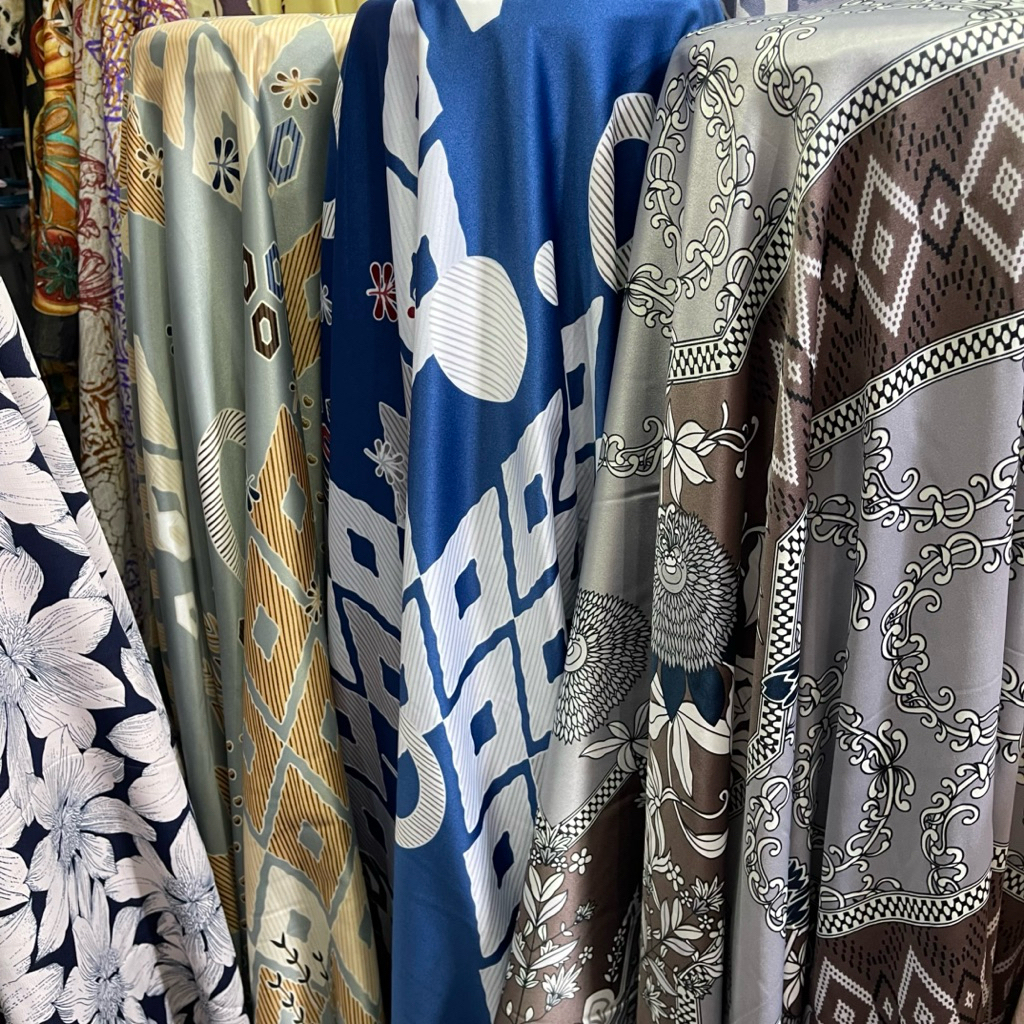kain maxmara silk motif etnik premium - kain silk luxury - kain original silk sqa