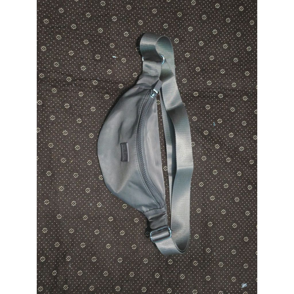 preloved tas heistbag merk gudika warna khaki