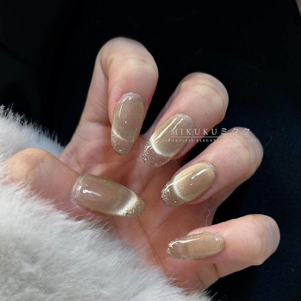 MKK1688 - Champagne Beige Cat Eye Press On Nails | Nude Glitter Gradient Nail Art | Elegant Almond S