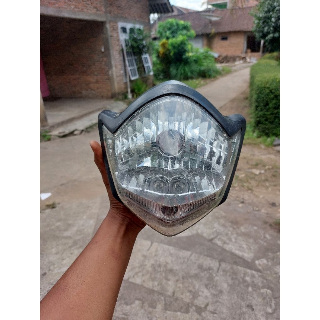 Reflektor Lampu Depan Vixion Old Lampu Oval Original