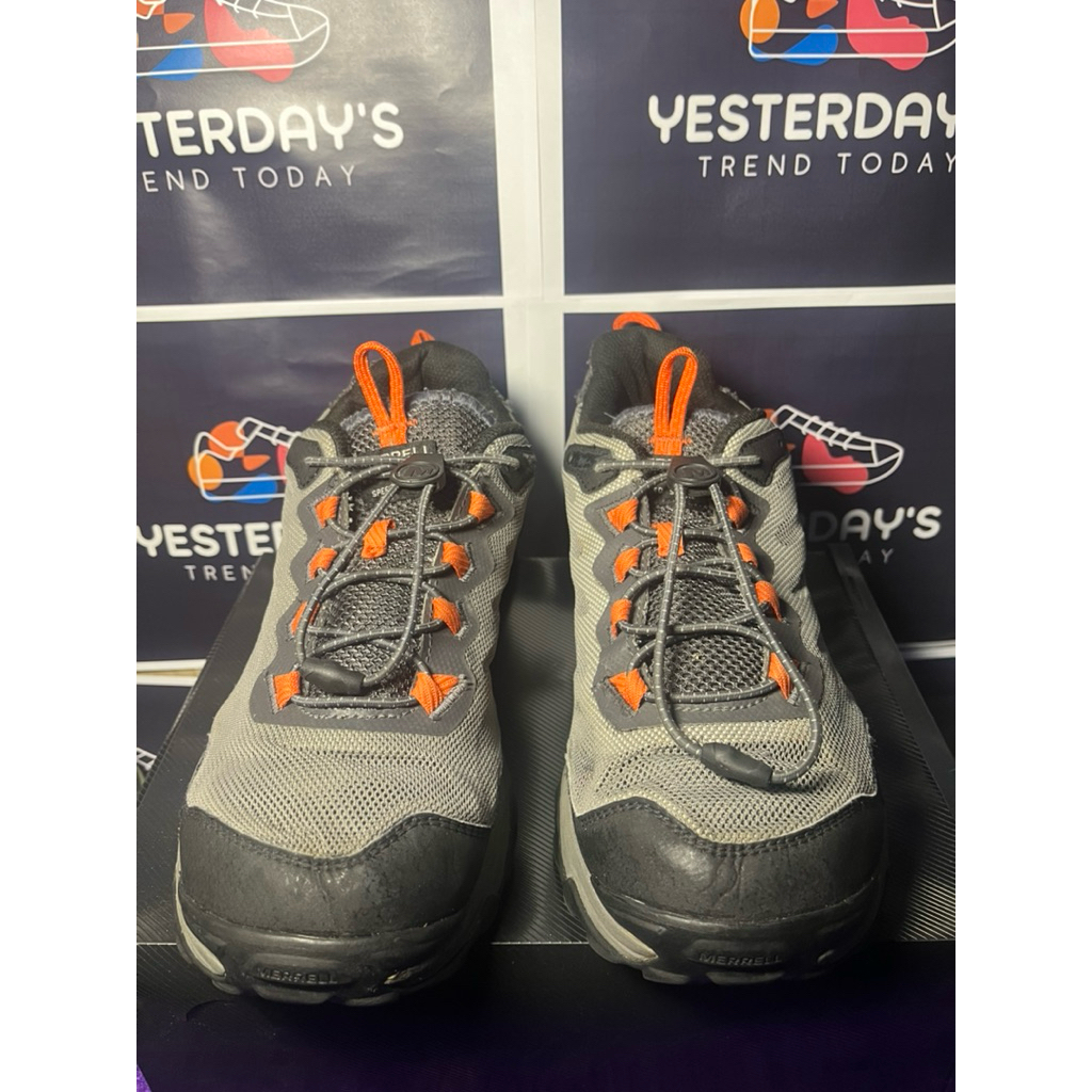 Sepatu Outdoor Merrell