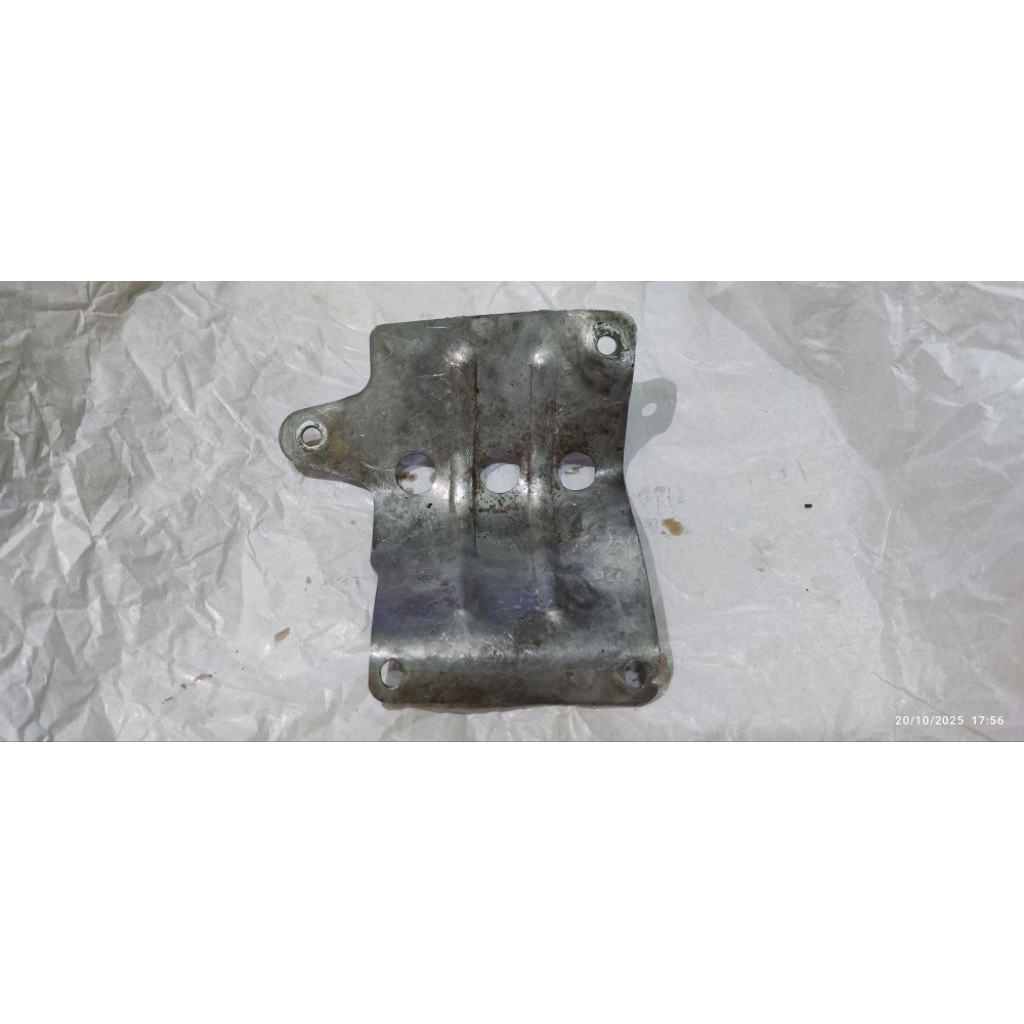 cover pelindung dinamo stater suzuki bravo rc 100 rc 80 crystal tornado original copotan motor