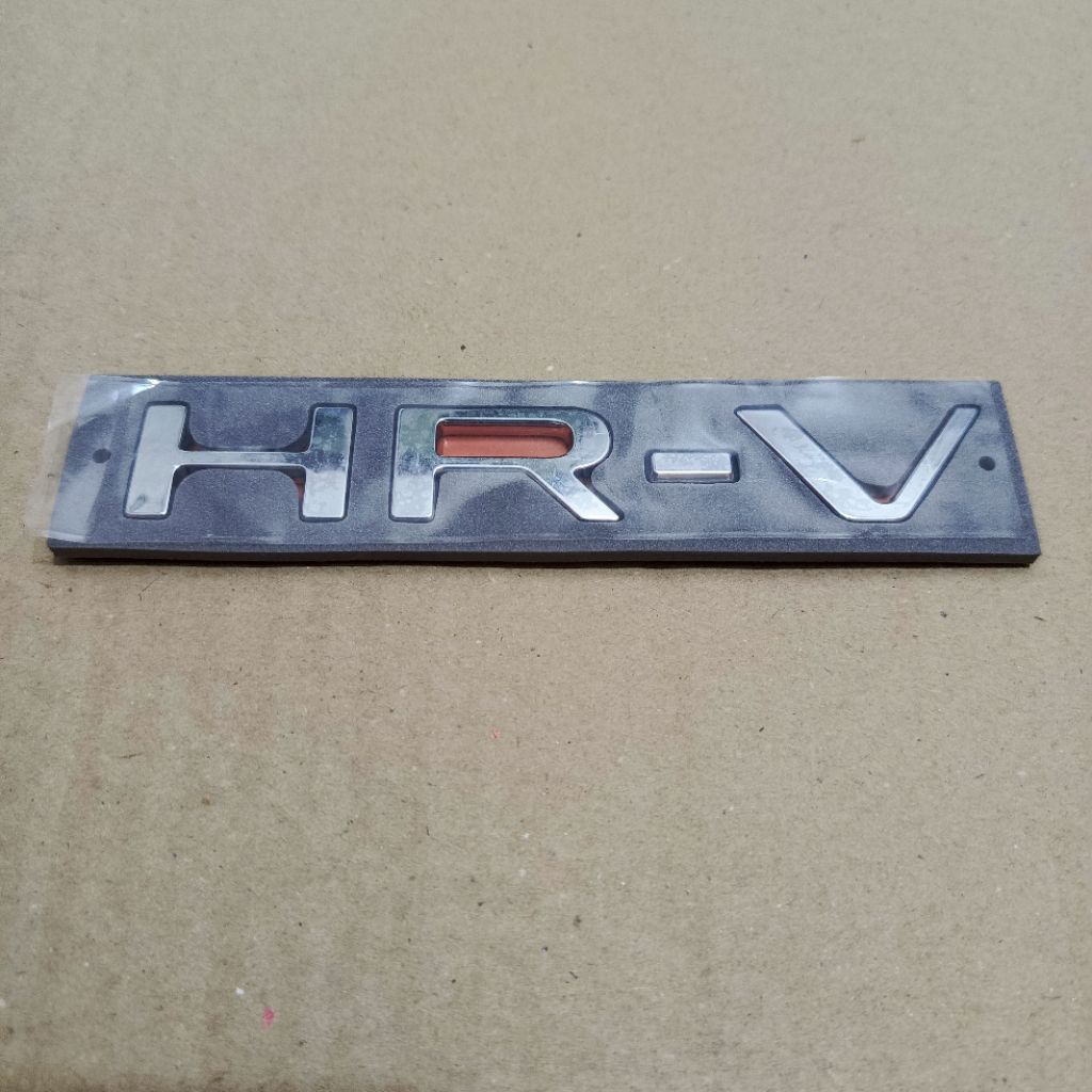 Emblem Tulisan bagasi HRV Logo HRV facelift 2022-2023 Original