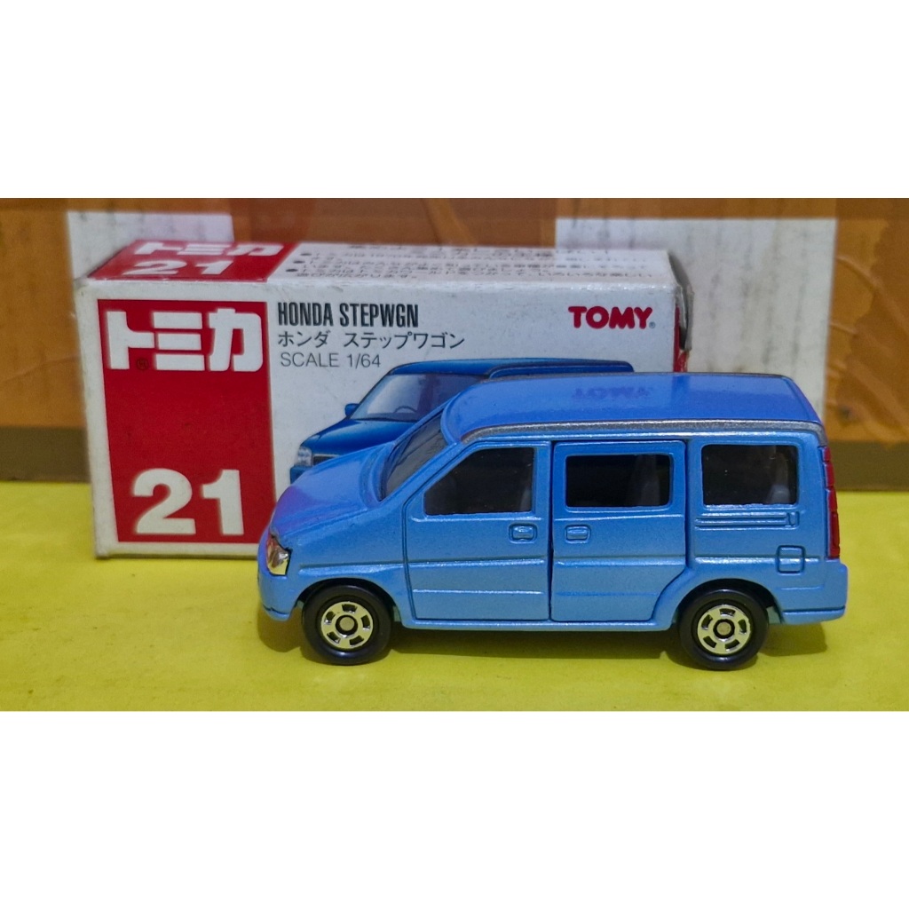 Tomica Tomy Merah 21 Honda STEPWGN