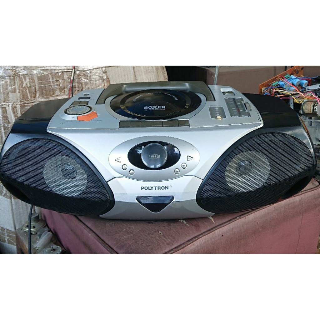 Compo POLYTRON Boxer (Bluetooth, tape dan radio) MULUS