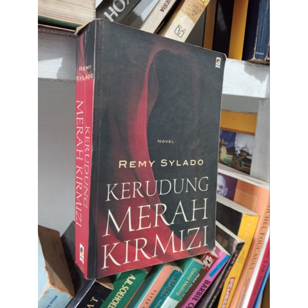 KERUDUNG MERAH KIRMIZI