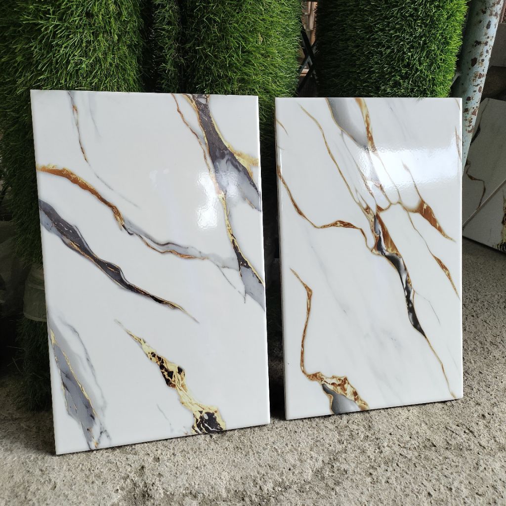 keramik 25x40 putih motif salur gold abu (glossy) keramik dinding/ keramik dinding kamar mandi/ kera