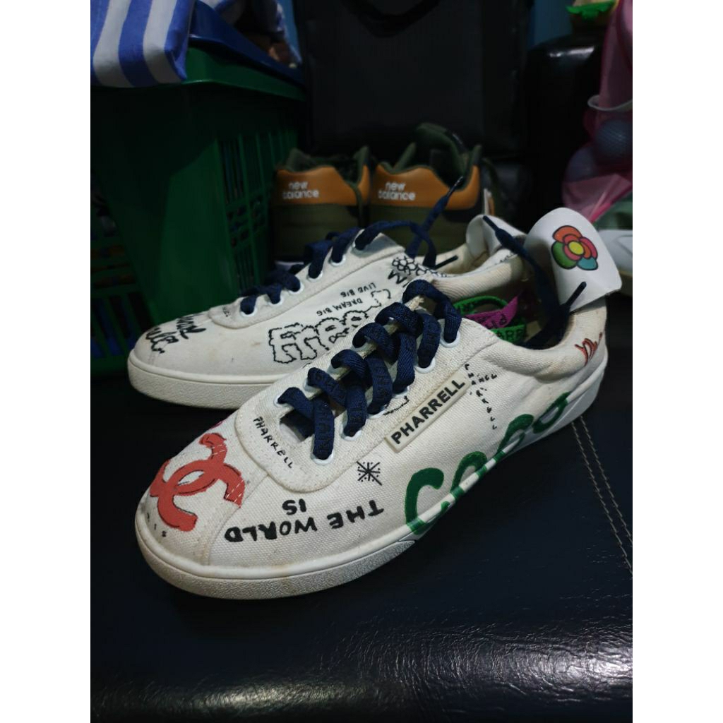 Preloved sepatu pria wanita slip on size 40 (new)