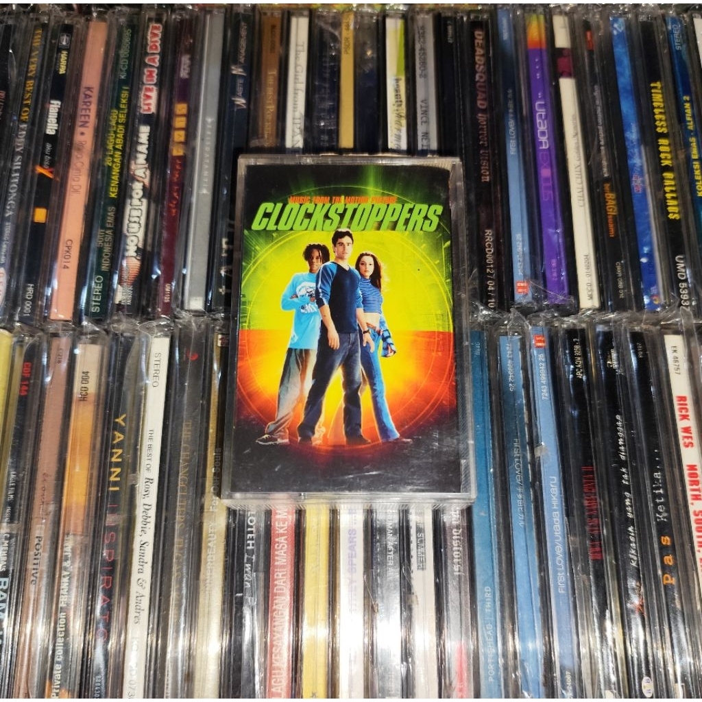 Kaset Soundtrack Clockstoppers - Blink 182, New  Found Glory, Fenix Tx, Simple Plan, Kool Keith, Lil
