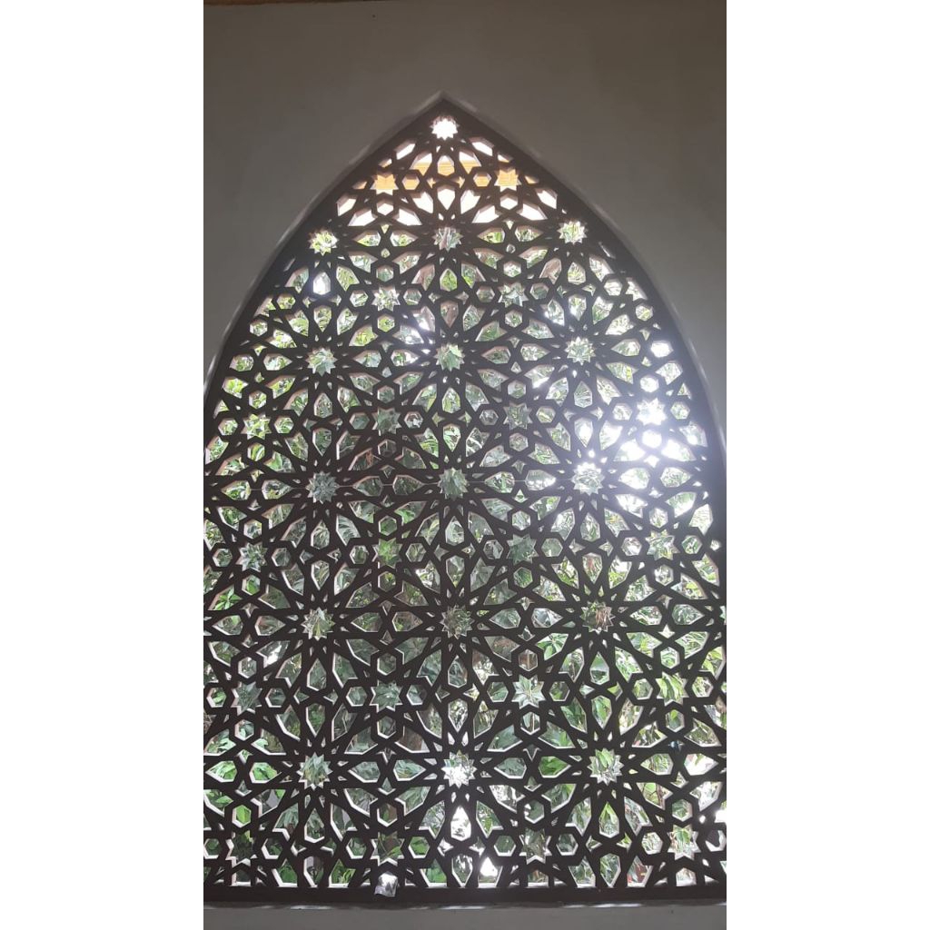 krawangan jendela masjid menawan