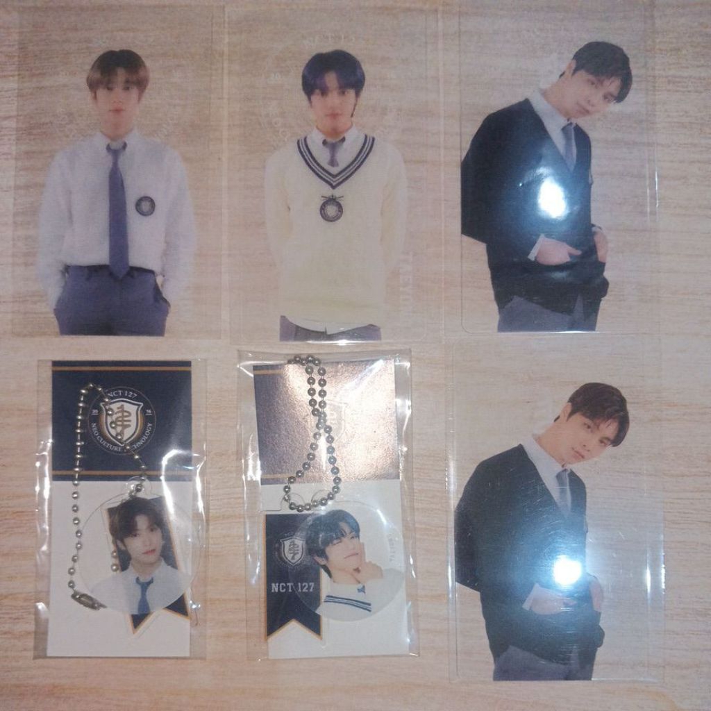 Back to school B2S kit NCT 127 Taeyong Jaehyun Johnny
