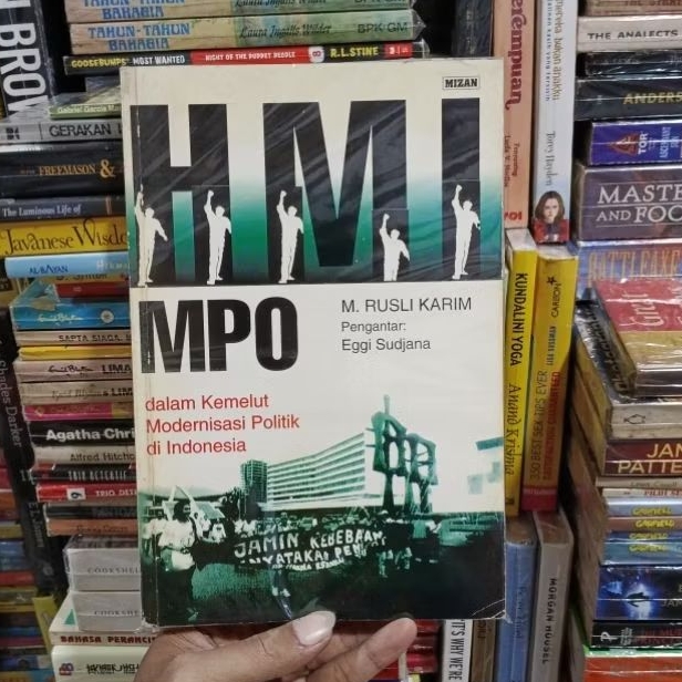 HMI MPO Dalam Kemelut Modernisasi Politik di Indonesia By M Rusli Karim ORIGINAL