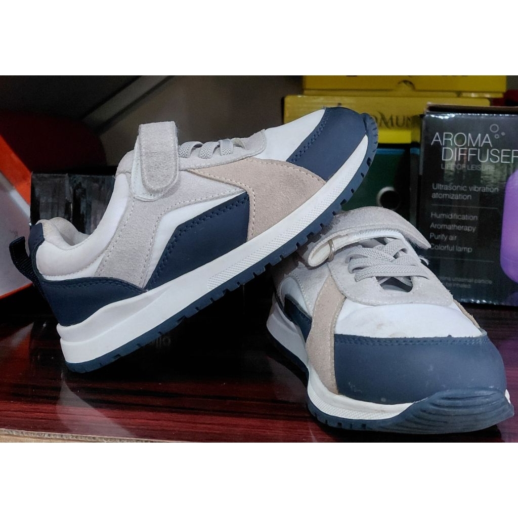 PL Sepatu Anak Laki-laki