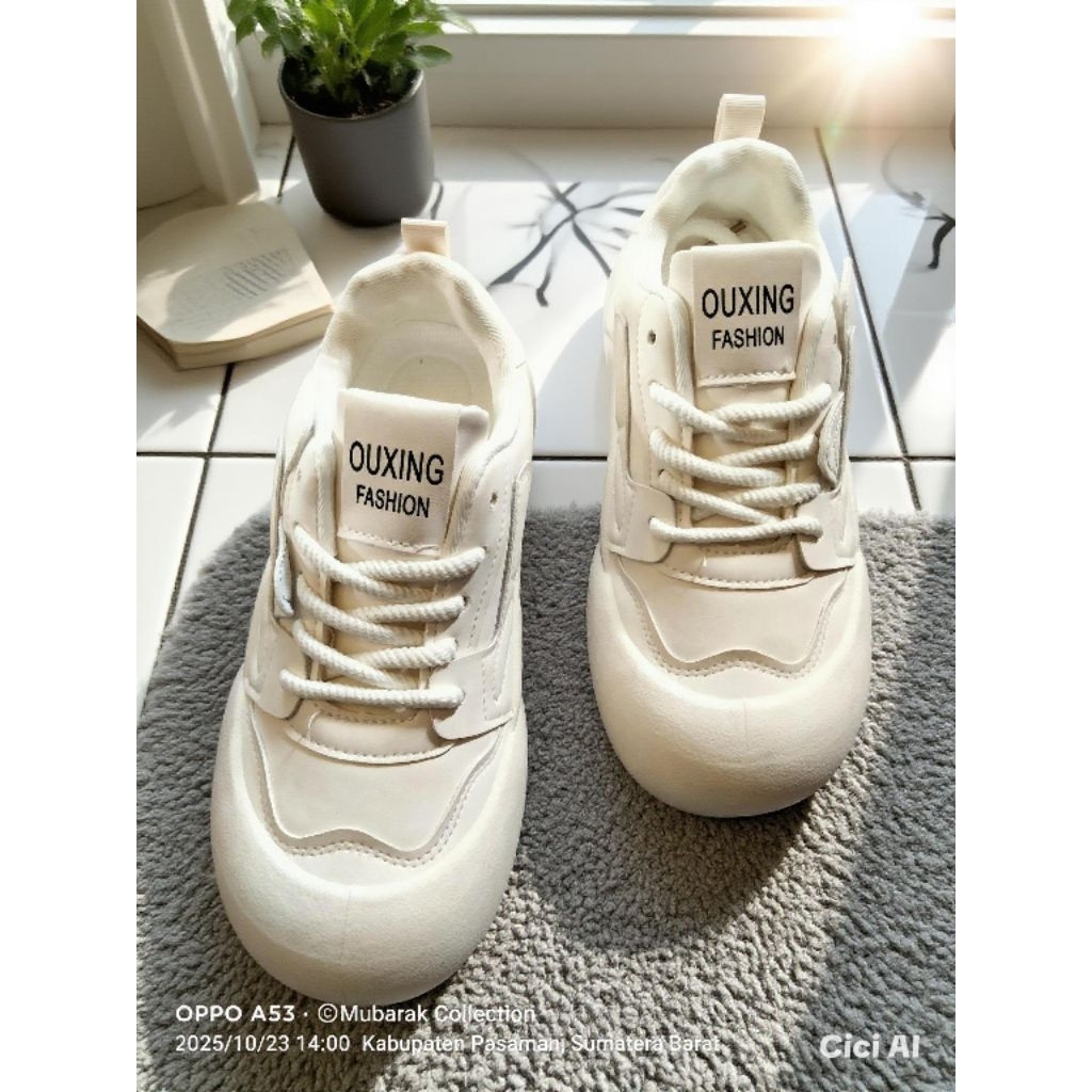 Ouxing fashion sepatu sneaker wanita dewasa kekinian bahan empuk, lembut dan nyaman dikaki (36-40)