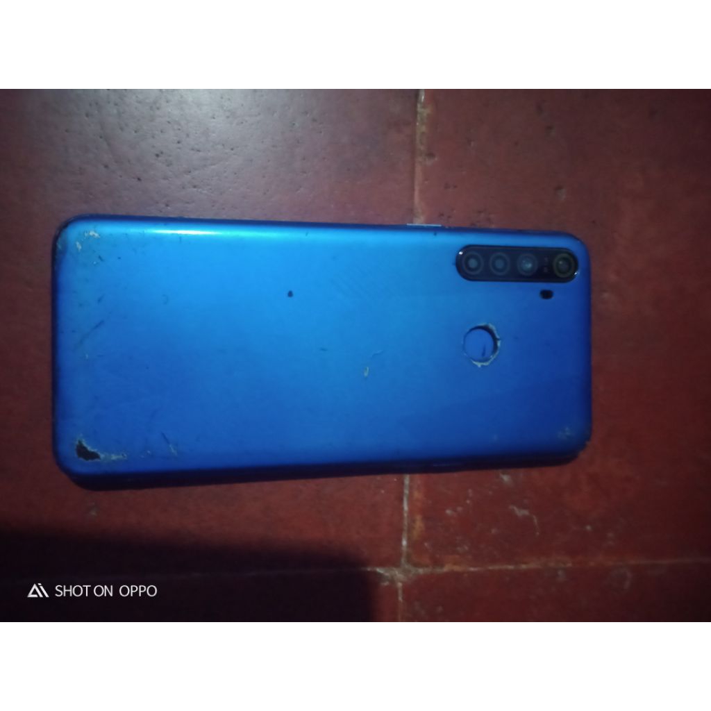 realme 5 ram 3/64 GB