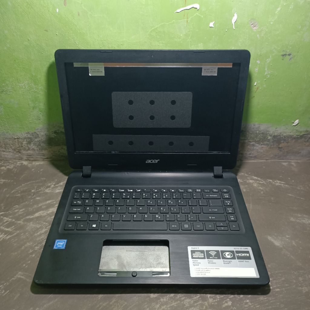 Casing Case Kesing Laptop Acer Aspire 3 A314-33