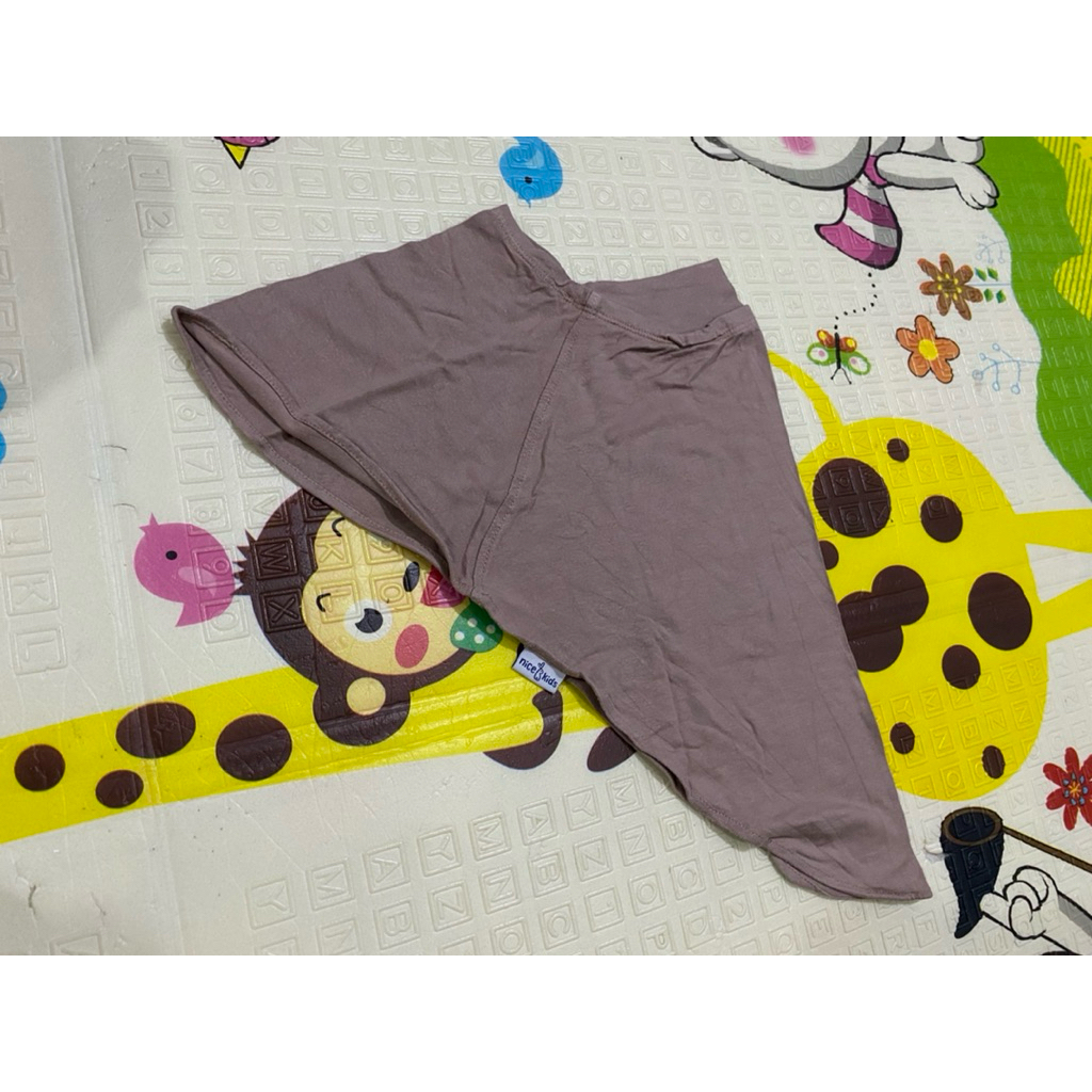 preloved NICE KIDS hijab bayi 1 tahun