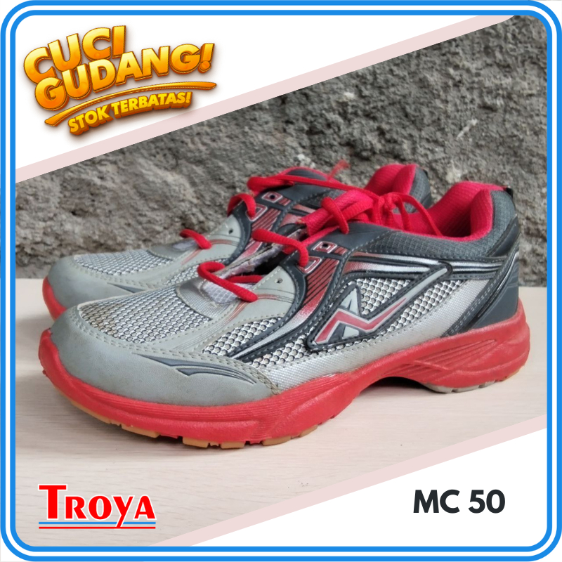 CUCI GUDANG Sepatu pria Pro ATT MC50 39-42 sepatu olahraga jogging running sporty awet kuat dan tren