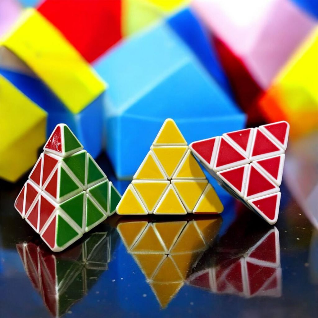 Puzzle Rubic Segitiga/Cube Puzzle MoYu Meilong / Kubus teka teki