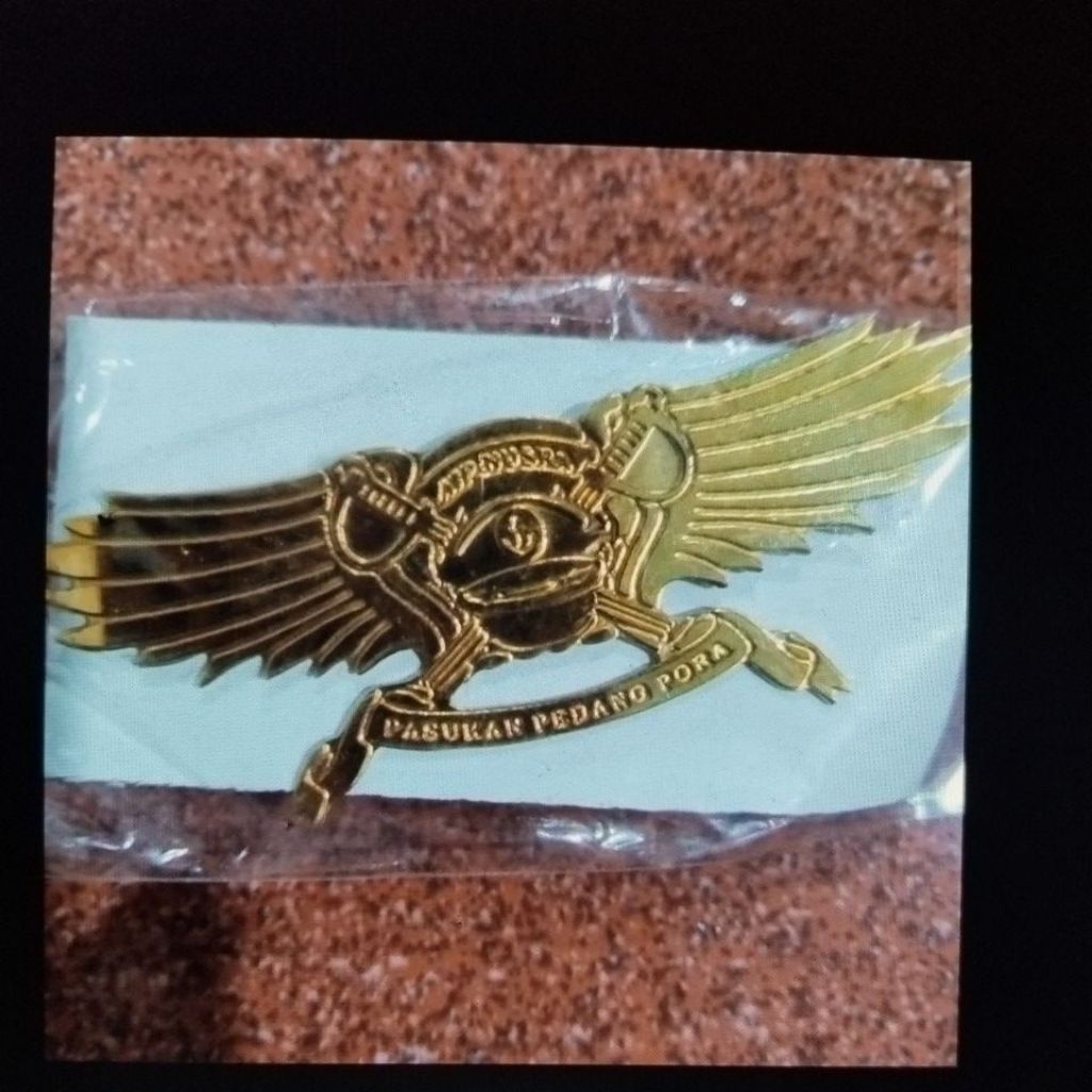 wing pedang pora
