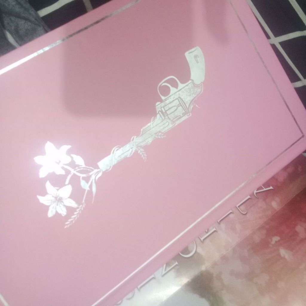 preloved novel SIT HC