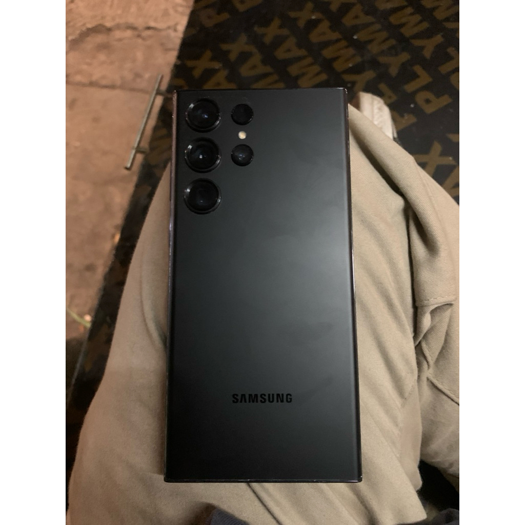 samsung S23 ultra 12/256