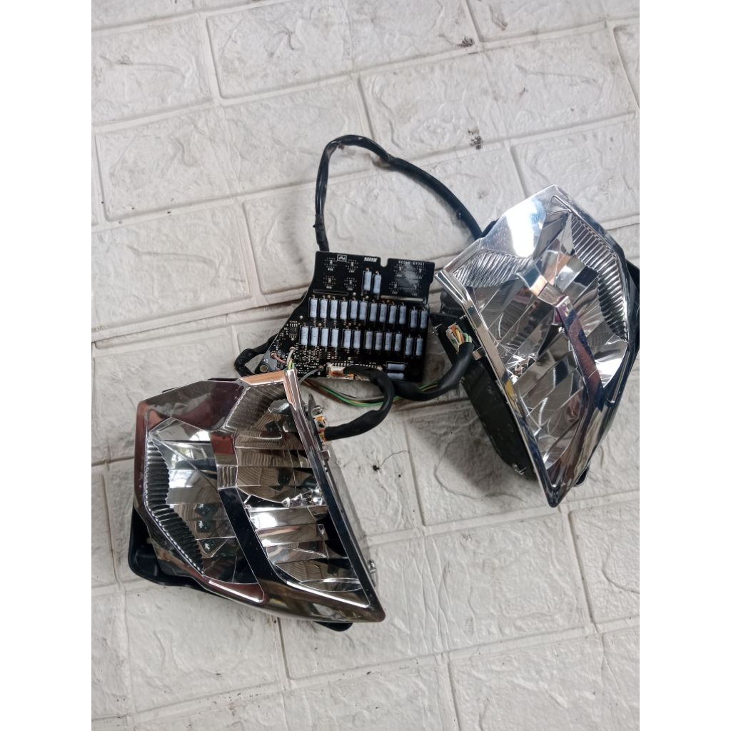 lampu led depan ser pcb nmax new