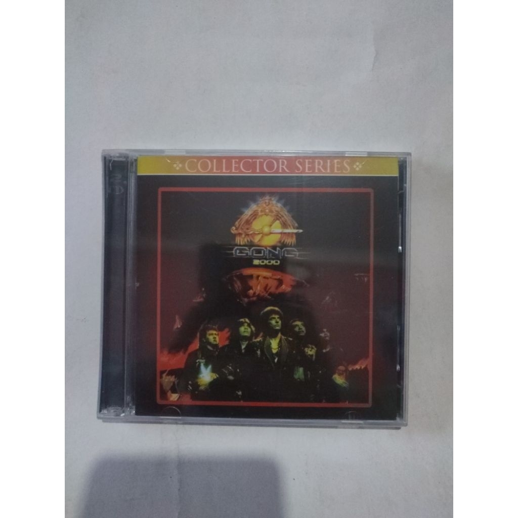 CD COLLECTOR SERIES GONG 2000