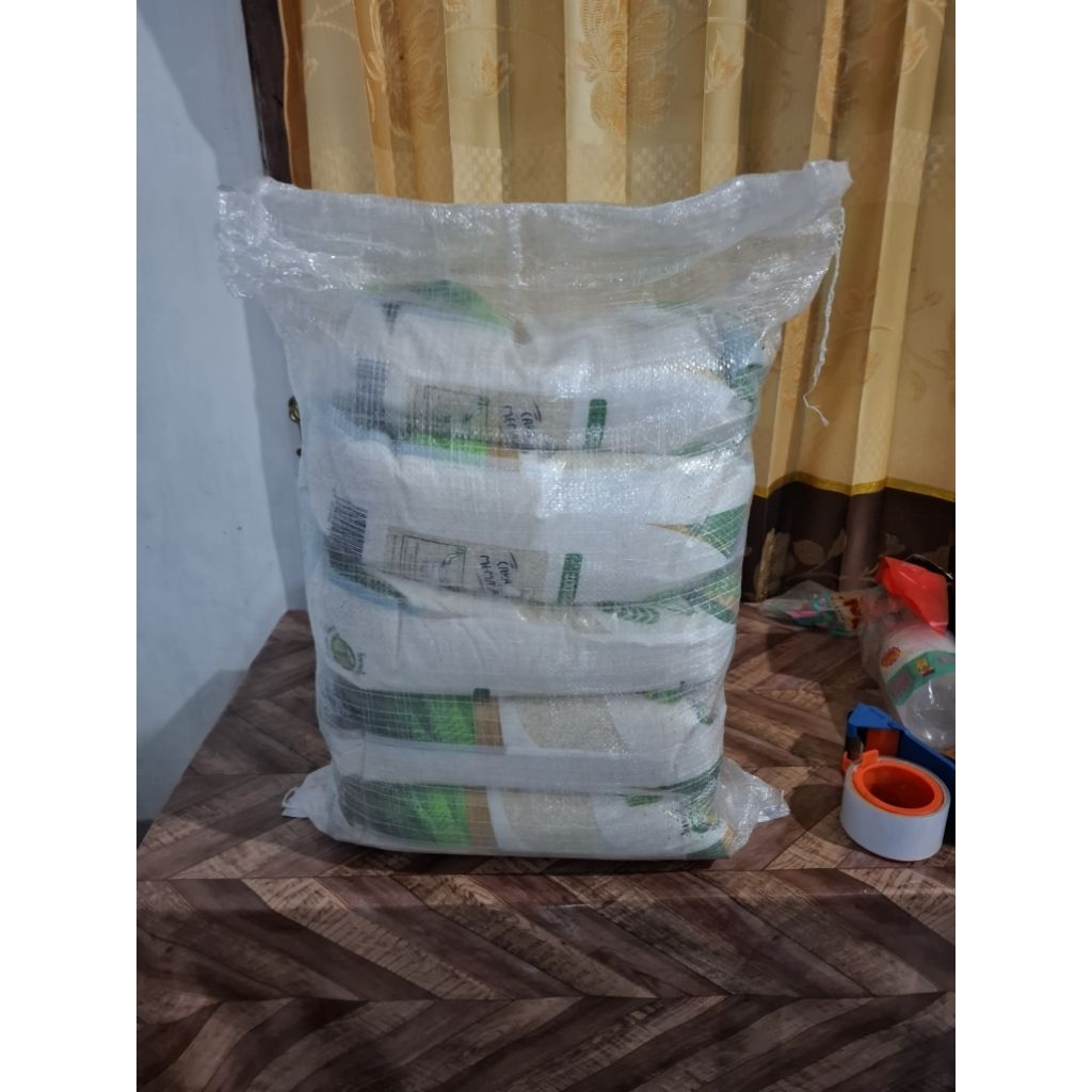 Beras Premium Sania 5Kg isi 5 Pcs total 25Kg