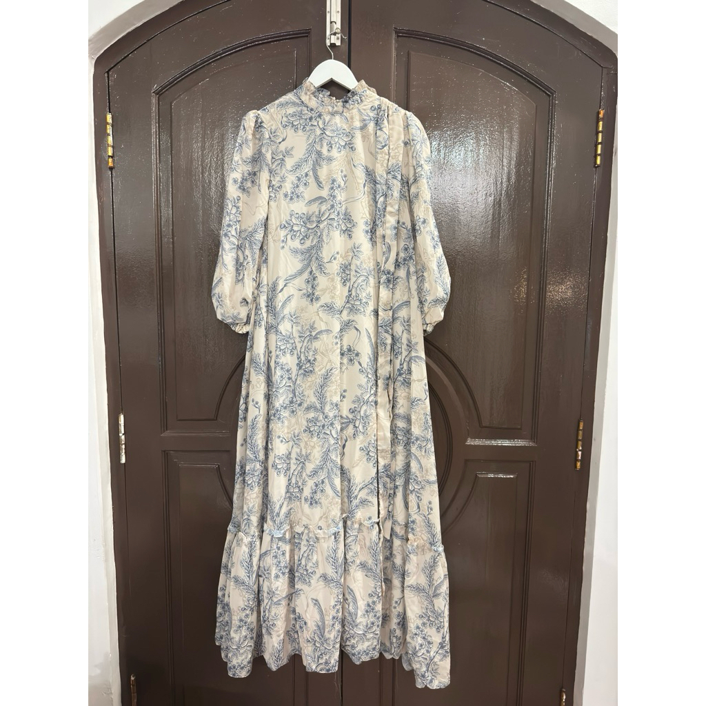 Ruby Dress Wearing Klamby New