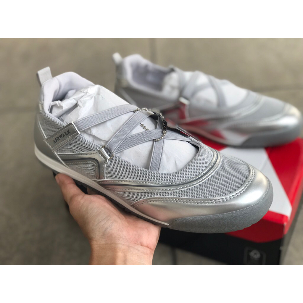 Sepatu ballet airwalk escalate original store