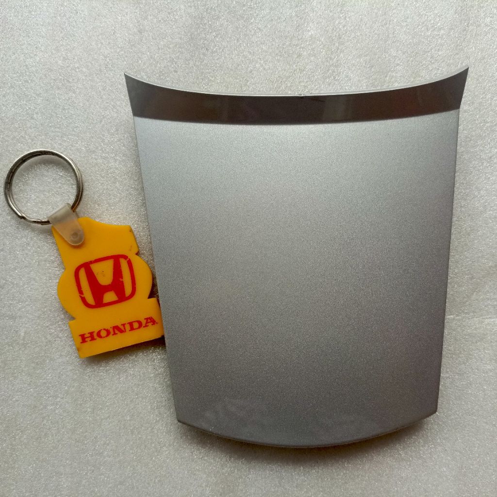 COVER TAIL SAMBUNGAN BODY BELAKANG HONDA KIRANA SILVER ORIGINAL