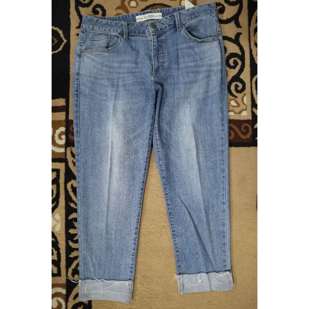 (SHOPEE COD:ON) CELANA JEANS GUESS SECOND