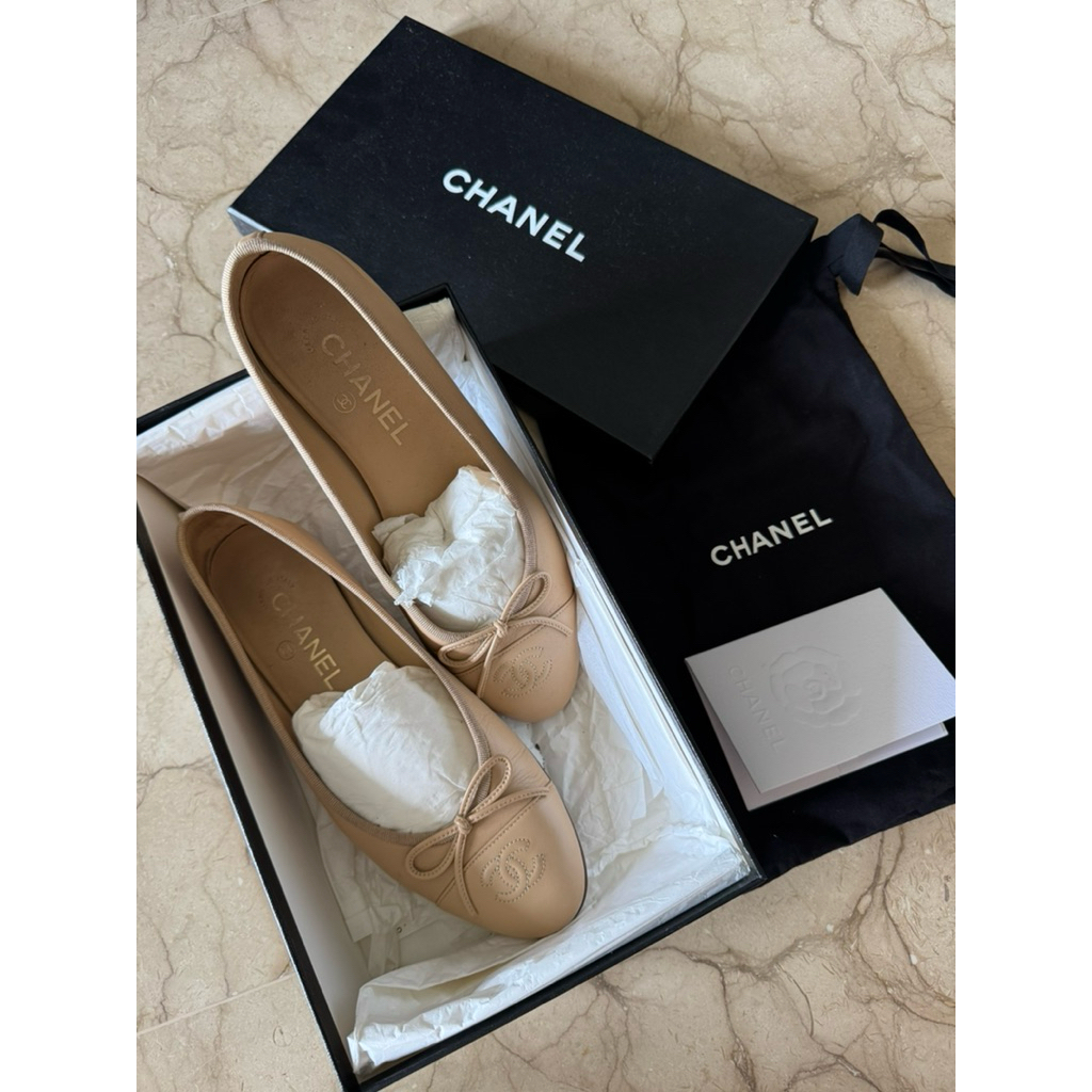 Authentic chanel flat shoes